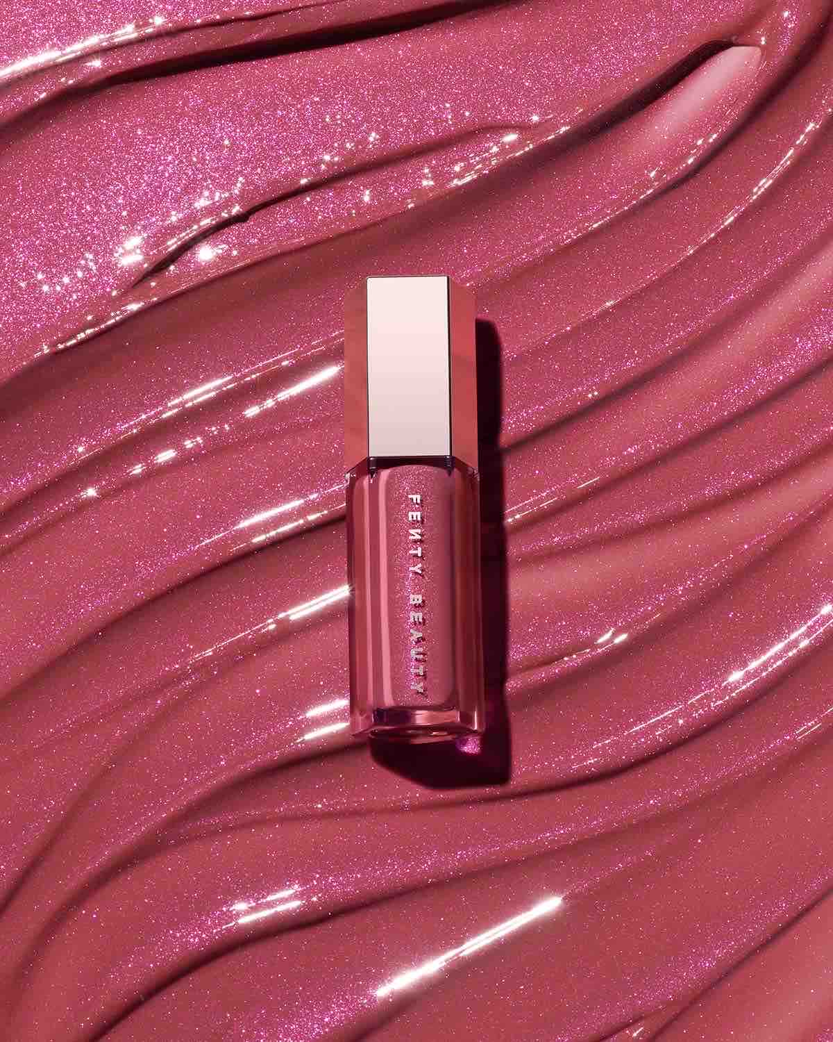 Gloss Bomb RiRi 08